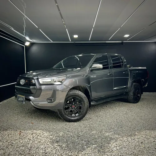 TOYOTA HILUX GRIS 2.4 2022 DIESEL