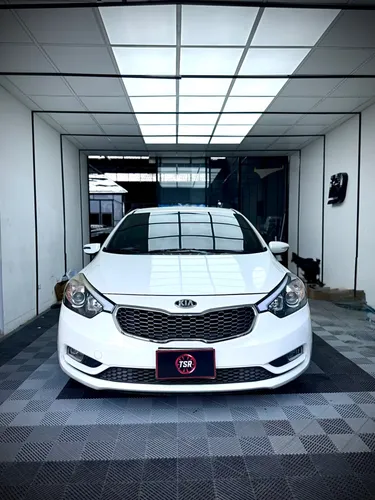 Kia Cerato Pro 2014 Automático