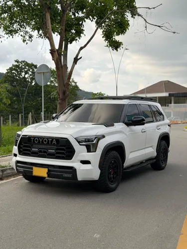 Toyota Sequioa TRD PRO 2024 blindada 
