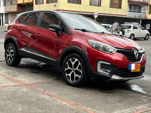 Renault Captur Intense 2.0 Automática 2019  Una camioneta cuidada con amor y lista para ser parte de tu historia