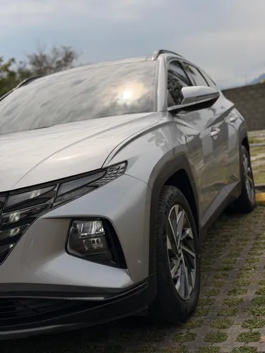 Hyundai Tucson 2023 premium automática 