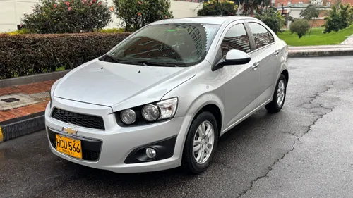 Chevrolet sonic 2013 