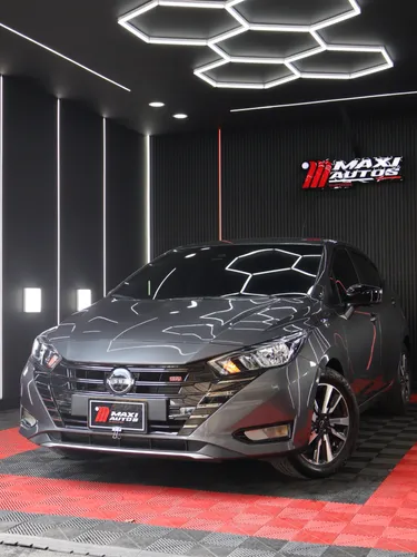 Nissan Versa SRBlack 1.600 cc Automático