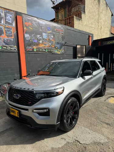 FORD EXPLORER ST 2023 PLATA PURO