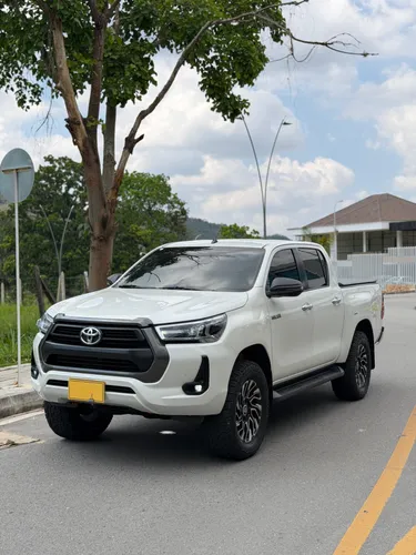 Toyota hilux 2021 2.4 diesel automática 