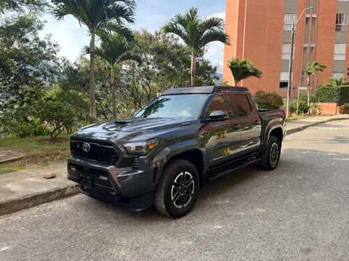 TOYOTA TACOMA TRD SPORT PREMIUM 2025 NUEVA