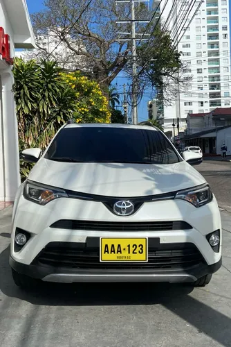 TOYOTA RAV4 STREET