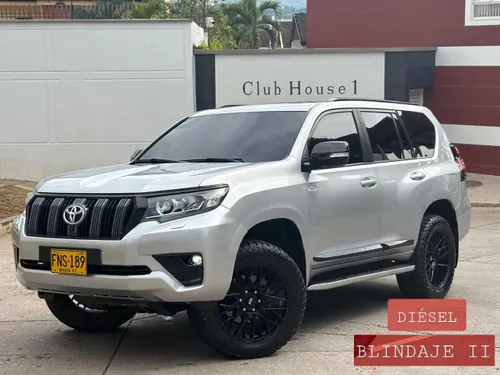 TOYOTA PRADO VXL EUROPEA BLACK EDITION  2018  B2