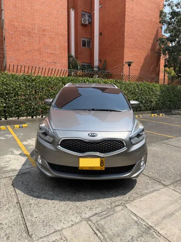 Kia Carens SUV 2015 