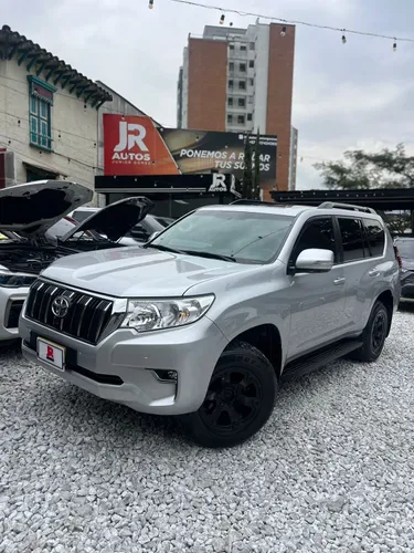 TOYOTA LAND CRUISER PRADO TXL 2021