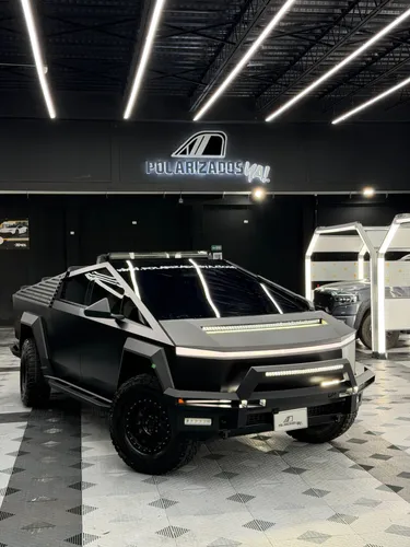 Tesla Cybertruck Cyberbeast Invincible Bodykit by Unplugged Performance única en Colombia