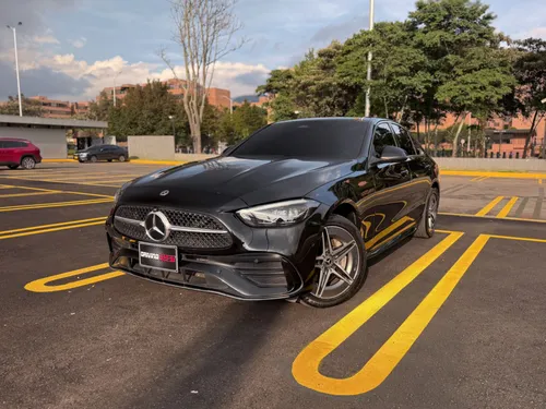 Mercedes-Benz C 200 AMG Line 2023