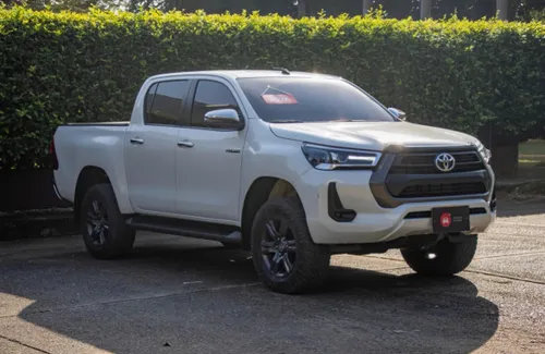 Toyota Hilux 2024. AT 2.4 diésel 