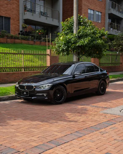 BMW 316i F30 LUXURY 2015 AT
