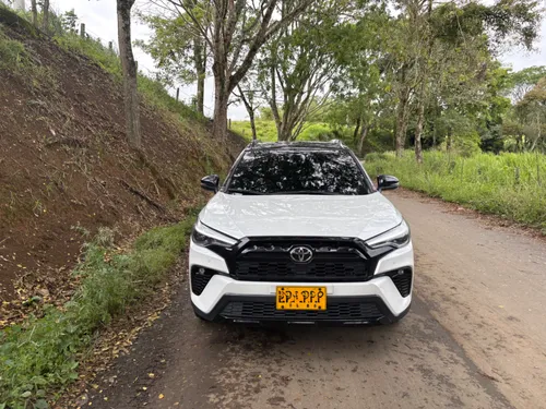 Toyota corolla Cross GR-S 2024