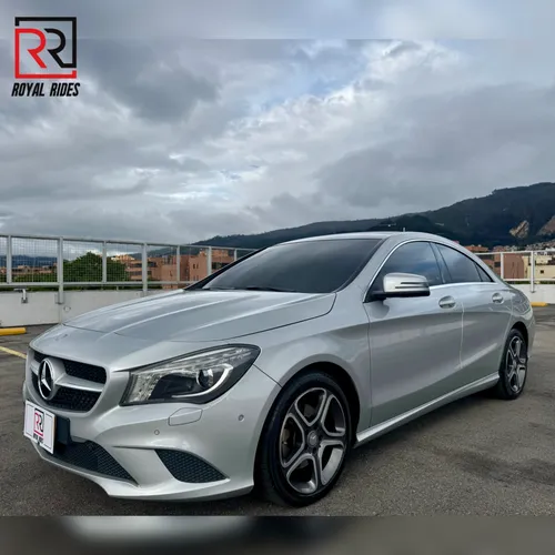 Mercedes Benz CLA200