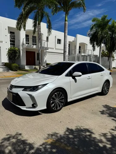 Toyota Corolla SEG 2023 gasolina 