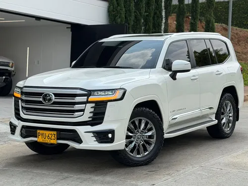 Toyota sahara LC300 VX  2025 