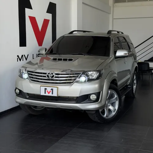 Toyota Fortuner 3.0 Diesel 4x4 2010