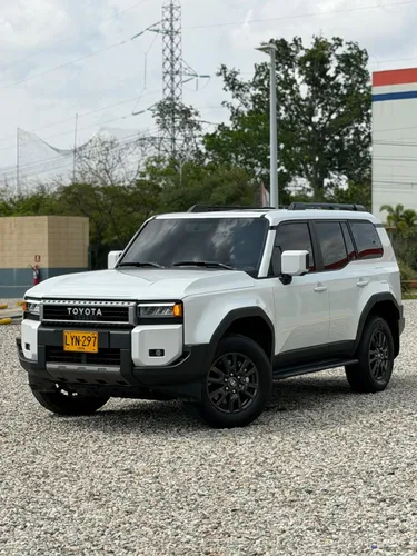 Toyota prado txl 2025