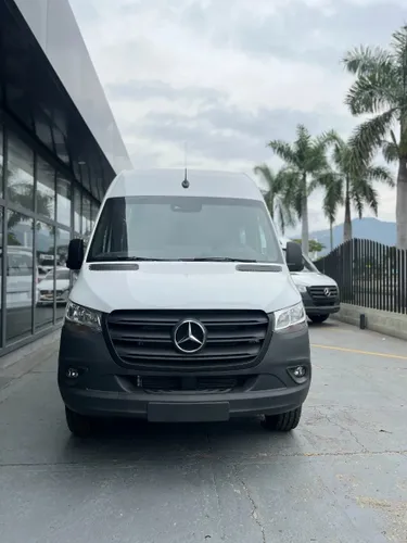 Mercedes Benz Sprinter 515 2026  La VAN líder mundial en calidad seguridad y rentabilidad MARZO ENTREGA INMEDIATA