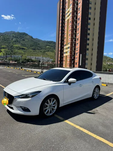 Mazda 3 grand touring 2019