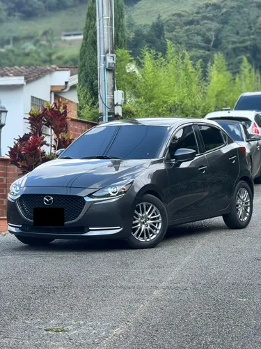 Mazda 2 Grand Touring LX 2021