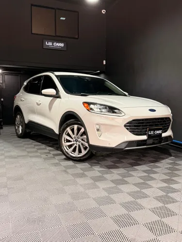 Ford Escape Titanium Hibrida 2022