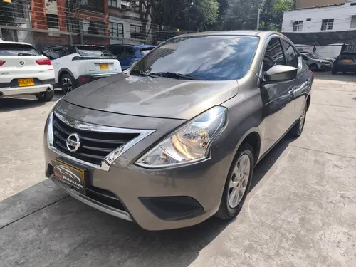 nissan versa sense 1.6 mecanico 2020