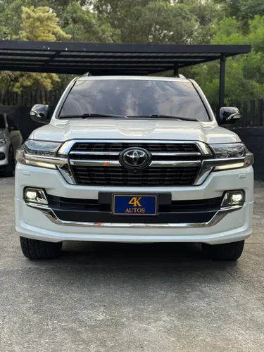 Toyota Sahara LC200 executive lounge 2020 blindada diesel 