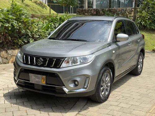 SUZUKI VITARA LIVE 2024 31.000kms 