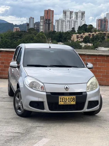 Renault Sandero Mt 2015