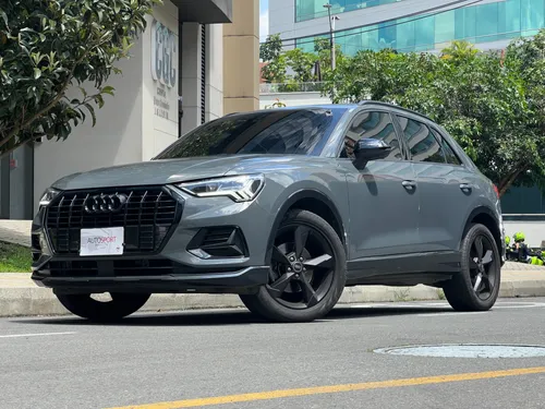 Audi Q3 35 TFSI Ambition Plus