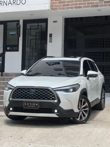 Toyota Corolla cross SEG modelo 2023