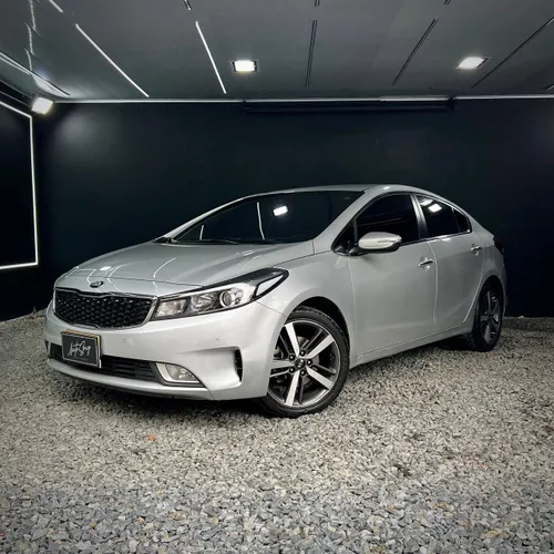 KIA CERATO PRO ZENITH PLATA 1.6 2018 AT