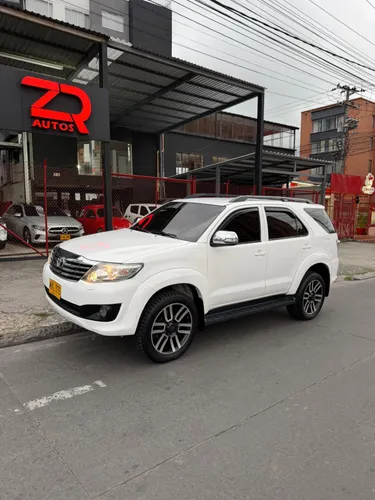 Toyota Fortuner 4x4 