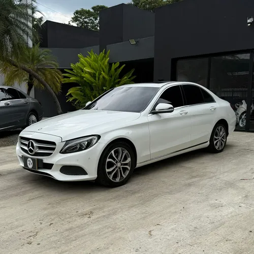 Mercedez Benz C180 - 2017 - Blindado