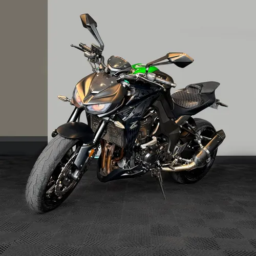 Kawasaki Z1000