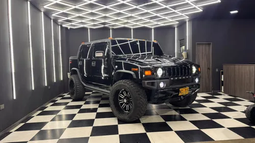 HUMMER H2