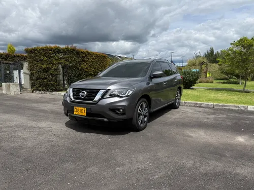 Nissan Pathfinder 2017 unico dueo 