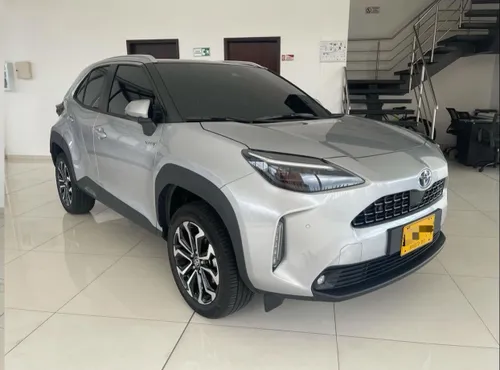 Toyota Yaris Cross Xls híbrido 