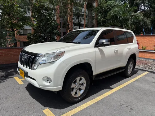 Toyota prado tx 2014 