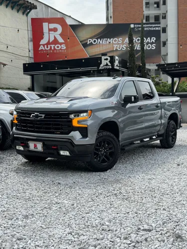 CHEVROLET SILVERADO Z71 2023 