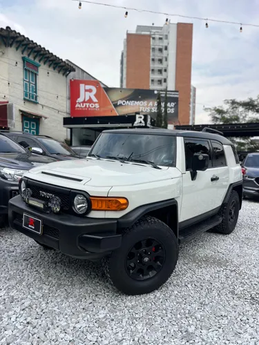 TOYOTA FJ CRUISER 2012 