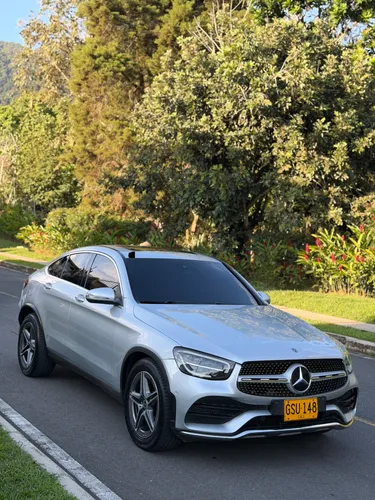 MERCEDES BENZ GLC 300 4MATIC 2020