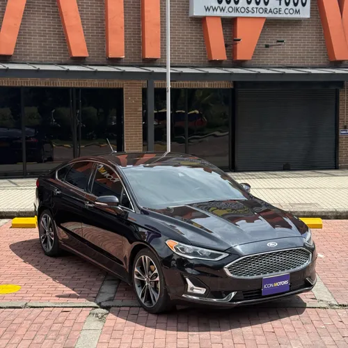 Ford Fusion Titanium 2019