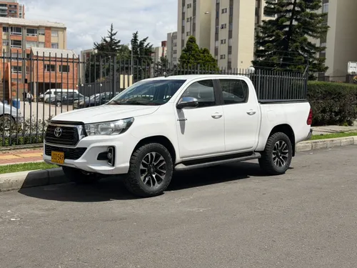 Toyota Hilux 2.4 l Diesel 2020