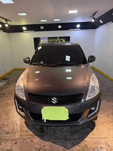 Suzuki Swift 1400cc automático 