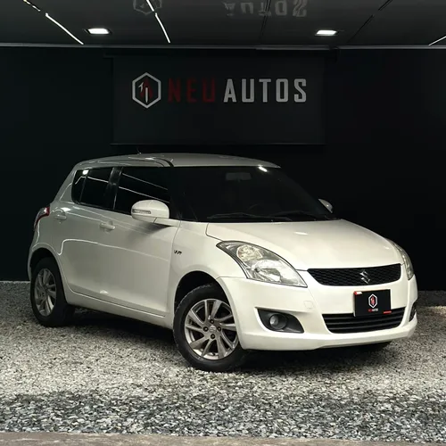 SUZUKI SWIFT LIVE 2015