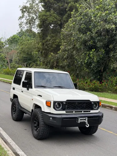 Toyota GDJ 71 Modelo 2024